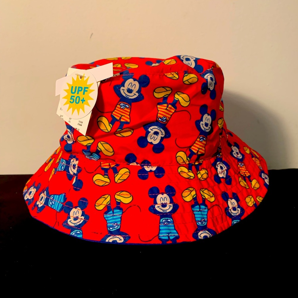 Disney Toddler Mickey Mouse Red Lightweight Reversible Bucket Hat UPF 50+